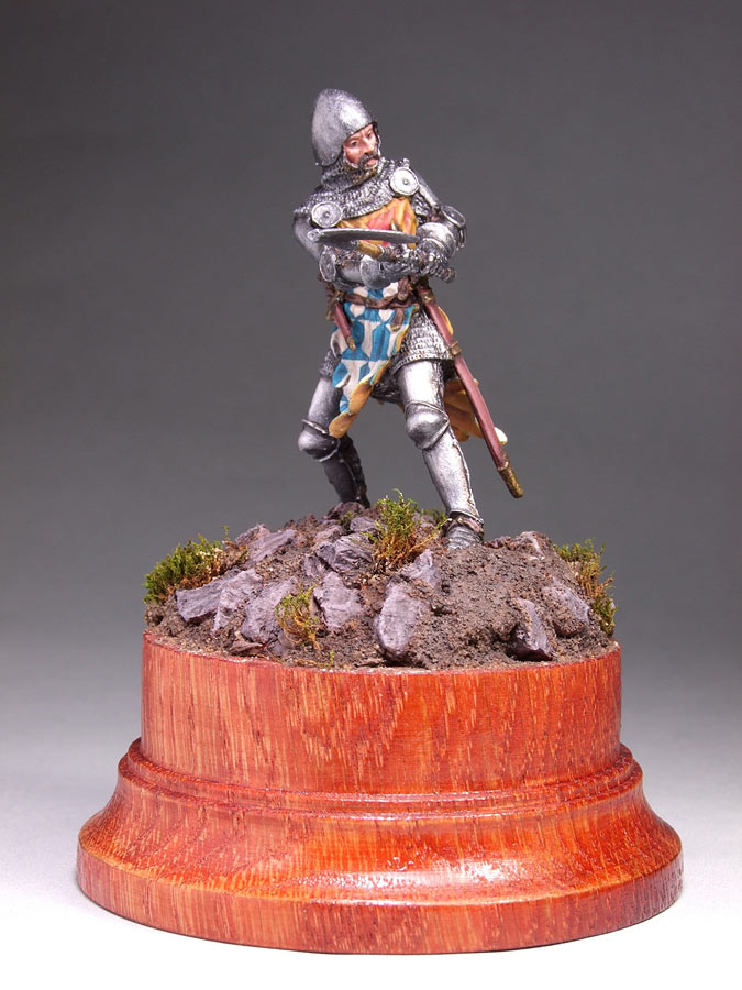 Figures: Western European knight, mid XIV cent., photo #8