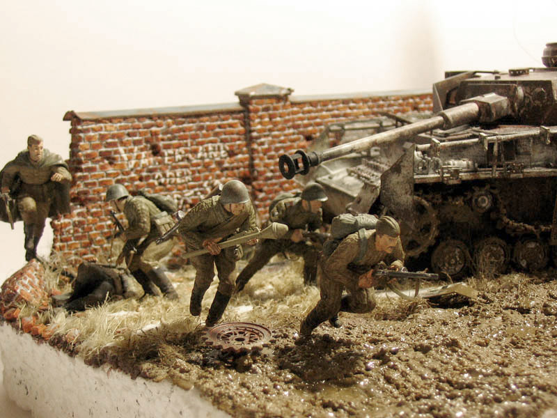 Dioramas and Vignettes: Spring 1945, photo #1