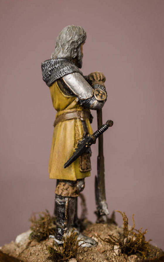 Figures: European knight, XIII century, photo #5