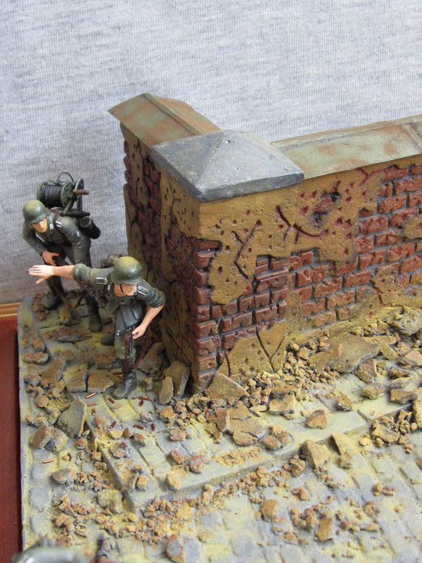 Dioramas and Vignettes: Run to Survive, photo #12