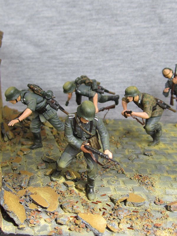 Диорамы и виньетки: Успеть добежать, фото #17