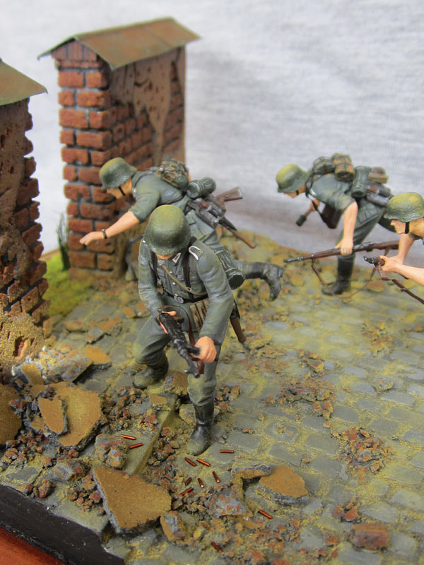 Dioramas and Vignettes: Run to Survive, photo #18