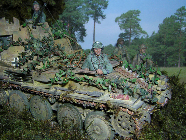 Dioramas and Vignettes: Watch Out, Typhoons in the Sky!, photo #2