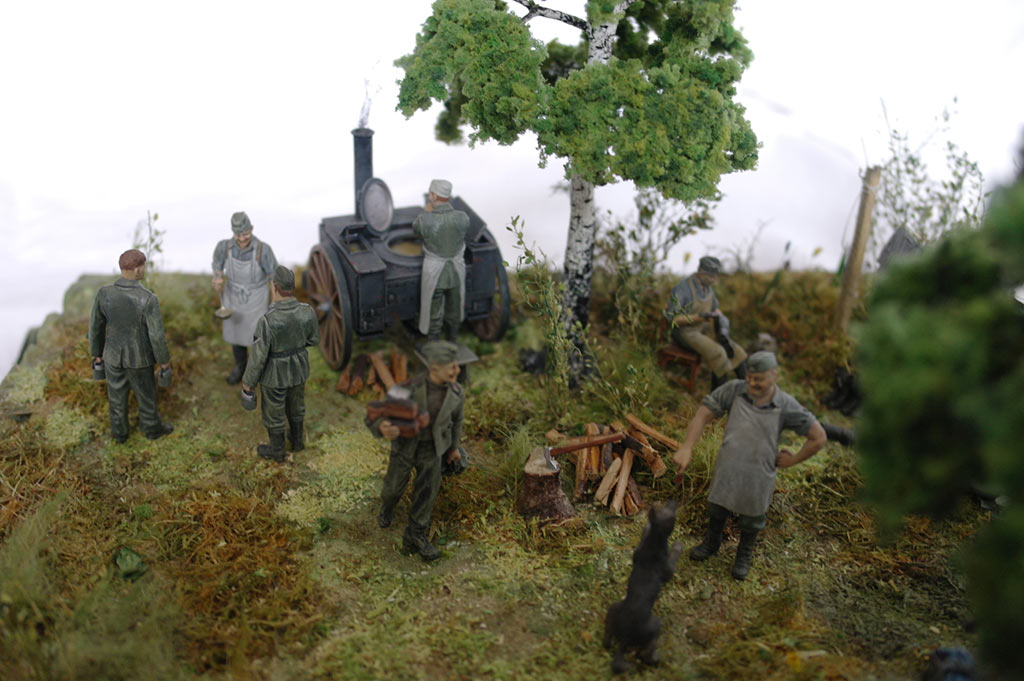 Dioramas and Vignettes: It's meal time!, photo #10