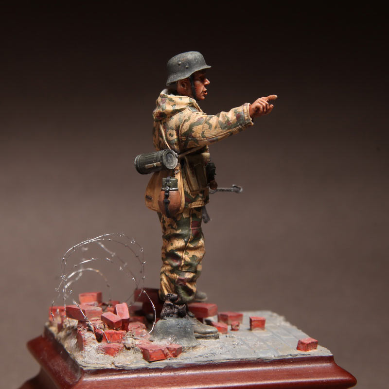 Figures: Defender of the Reich. 1945, photo #3