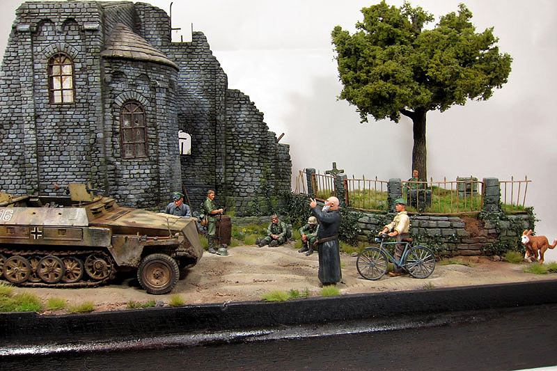 Dioramas and Vignettes: The return to the Monastery, photo #1