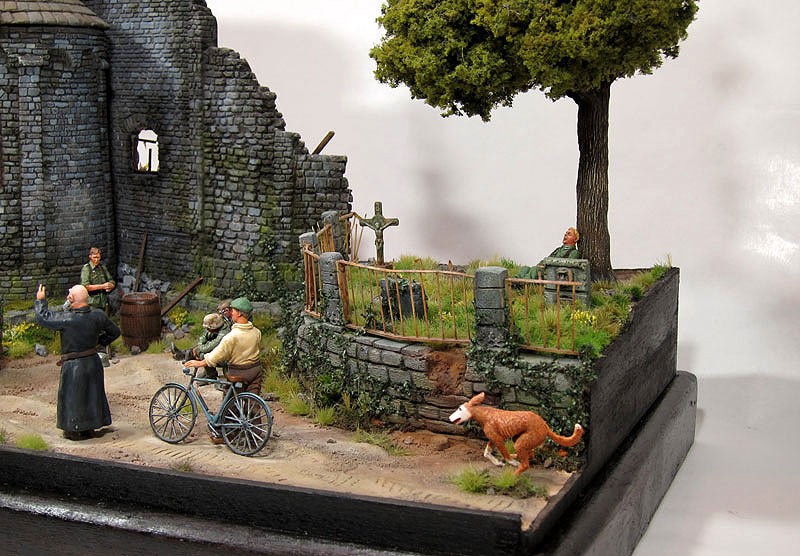 Dioramas and Vignettes: The return to the Monastery, photo #3