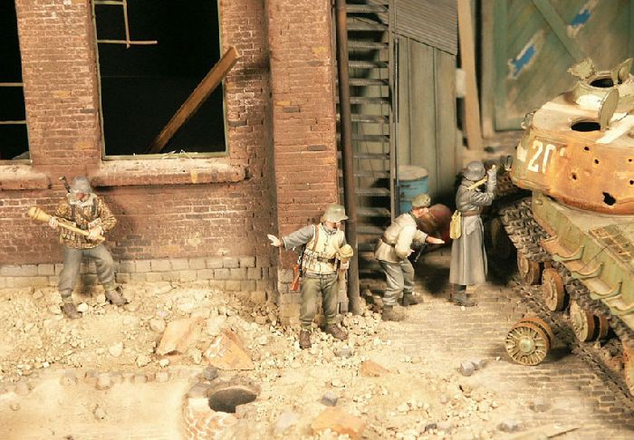 Dioramas and Vignettes: Panic in the Background, photo #11