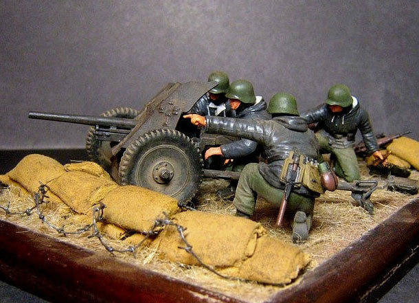 Dioramas and Vignettes: PaK.36 with crew