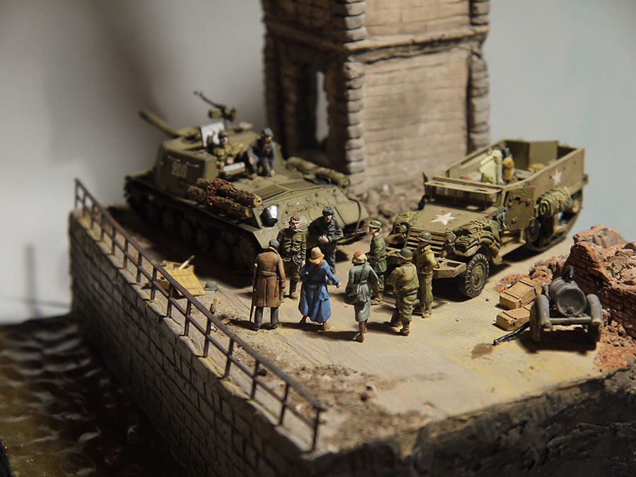 Dioramas and Vignettes: Meeting at the Spree, photo #5