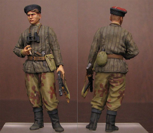 Figures: Soviet scout
