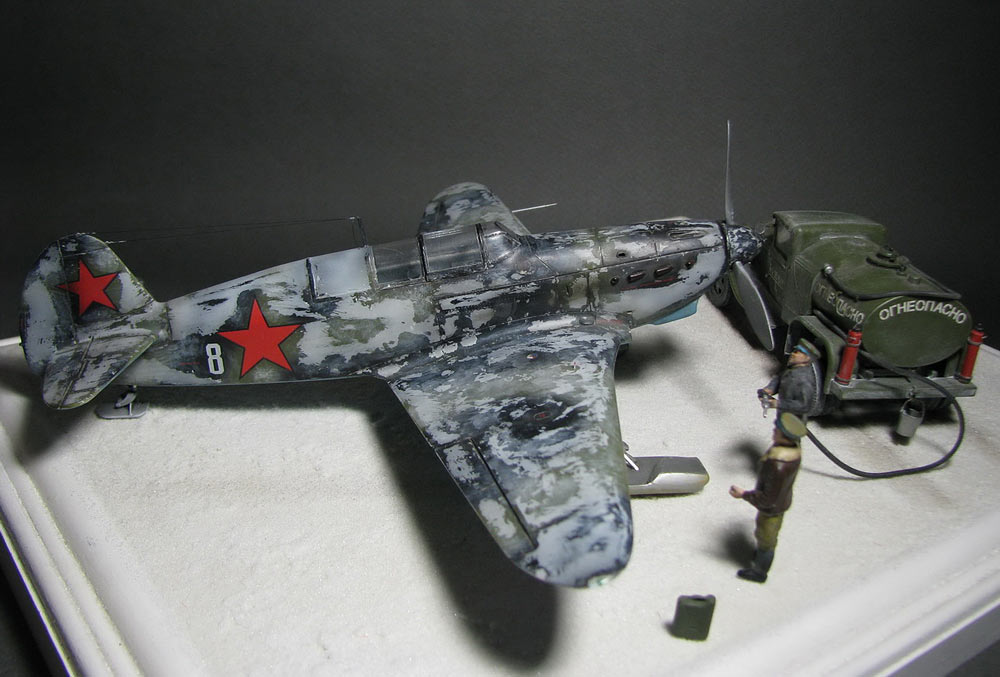Dioramas and Vignettes: Yak-7A with BZ-38 tanker, photo #2