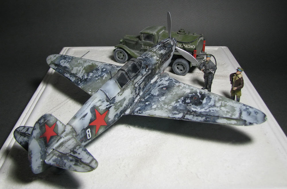 Dioramas and Vignettes: Yak-7A with BZ-38 tanker, photo #3