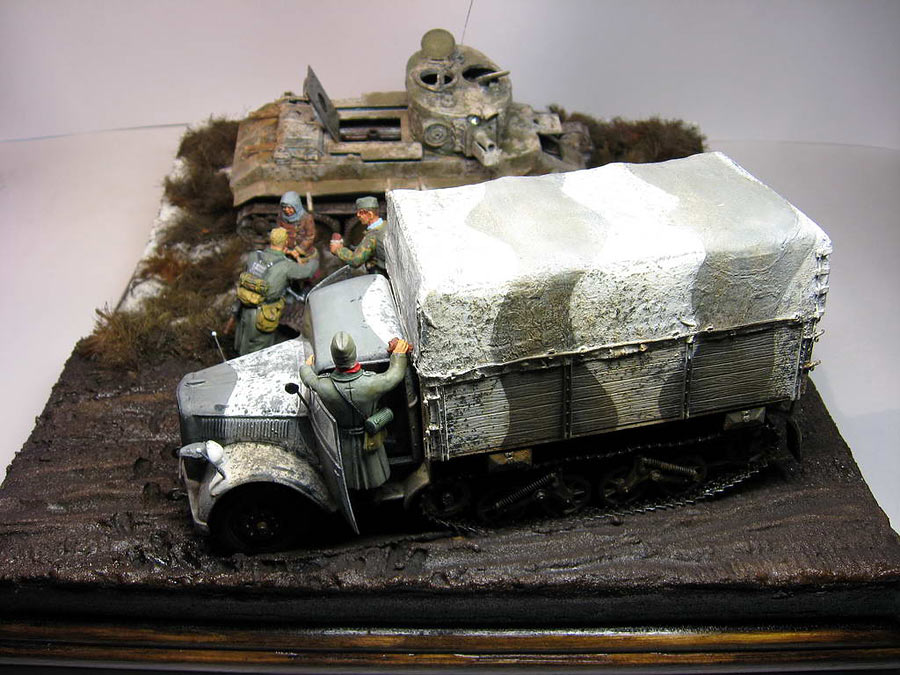 Dioramas and Vignettes: The New Order, photo #4