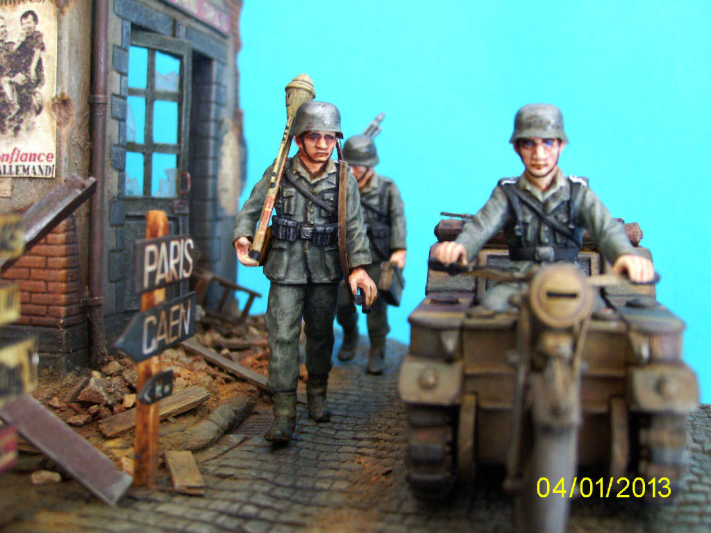 Dioramas and Vignettes: Kettenkraftrad. German Army in France, 1944, photo #13