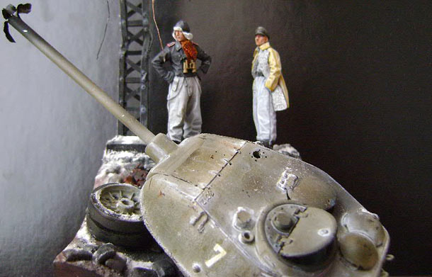 Dioramas and Vignettes: Torn off turret