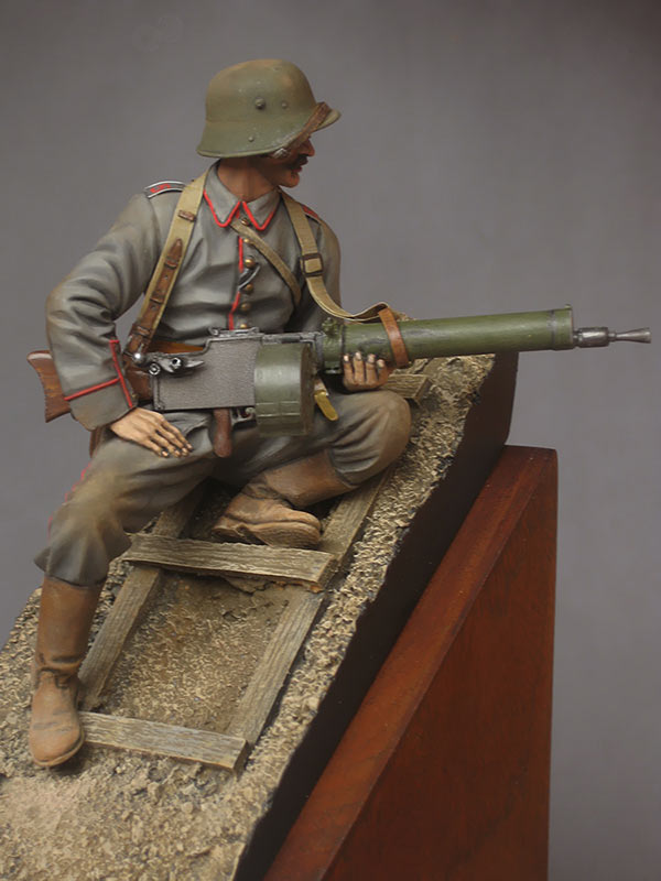 Figures: German machine gunner, 1916, photo #3