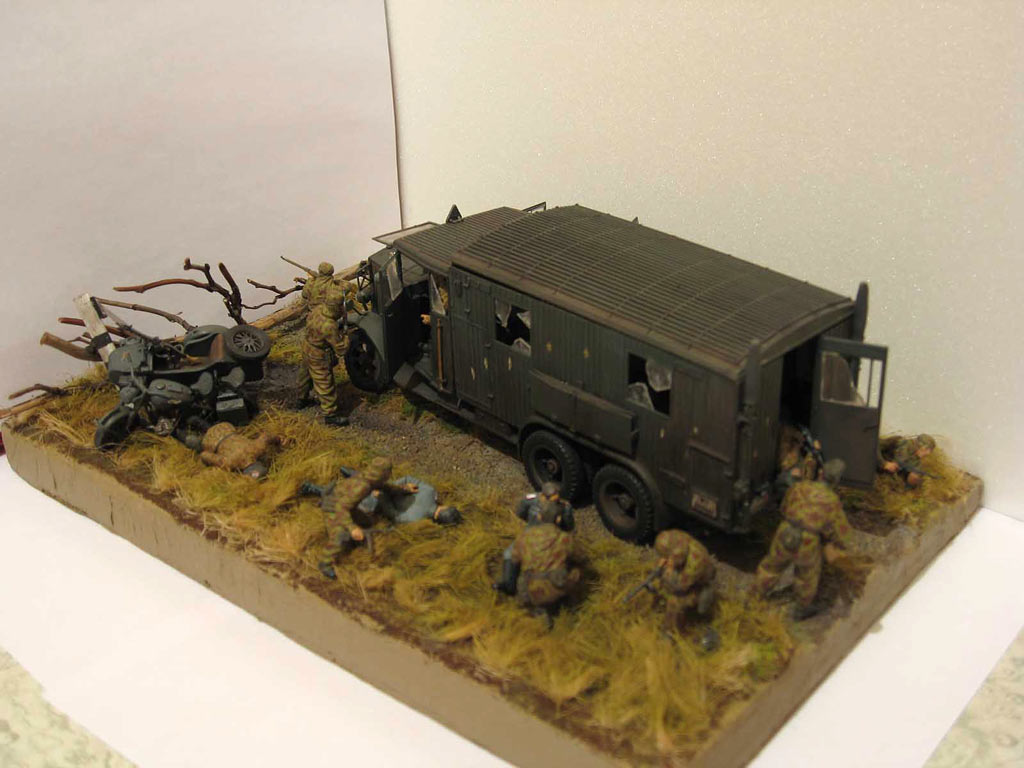 Dioramas and Vignettes: Valuable trophy, photo #13