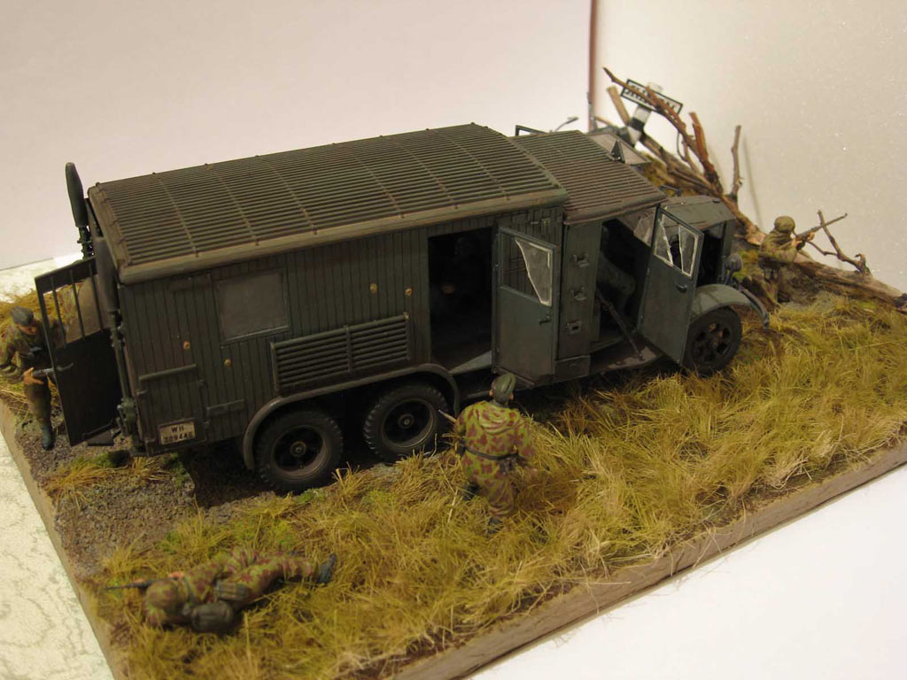 Dioramas and Vignettes: Valuable trophy, photo #16