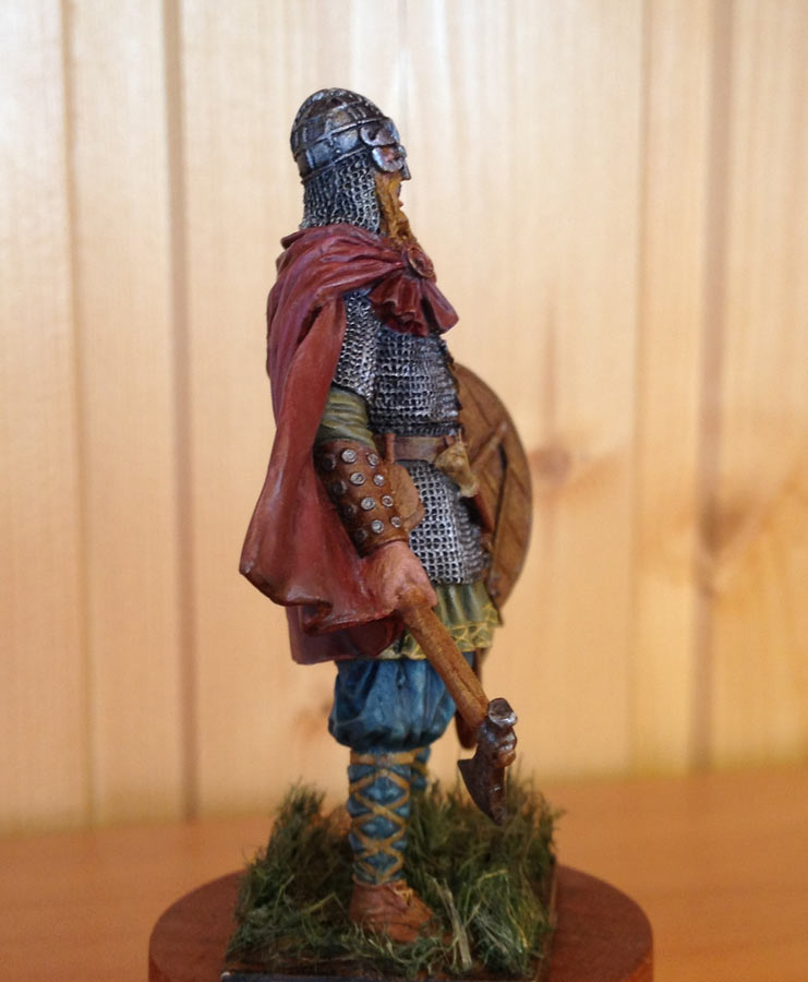 Figures: Varengian warrior, photo #3