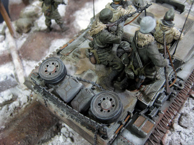 Dioramas and Vignettes: StuG III in action, photo #11