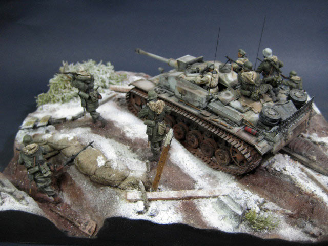 Dioramas and Vignettes: StuG III in action, photo #15