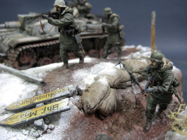 Dioramas and Vignettes: StuG III in action, photo #16