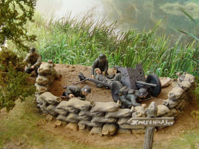 Dioramas and Vignettes: Local Fight, photo #21