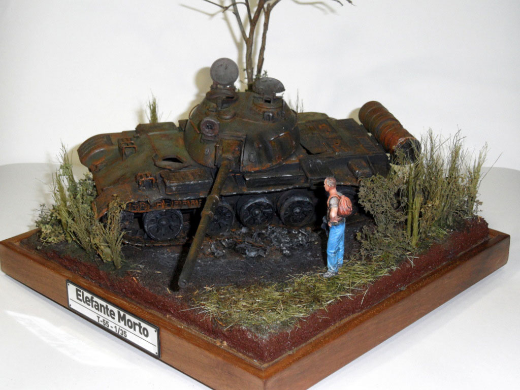 Dioramas and Vignettes: Dead Elephant, photo #2