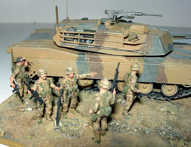 Dioramas and Vignettes: Iraqi Column Nearby!