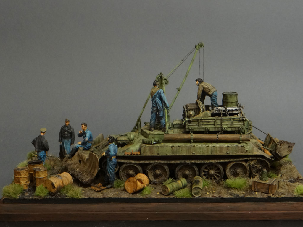 Dioramas and Vignettes: Armored recovery vehicle, photo #1