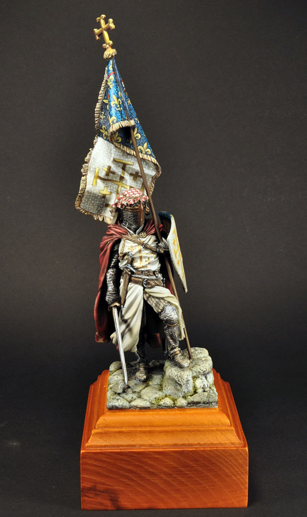 Figures: Standard bearer of Charles I of Naples, photo #10