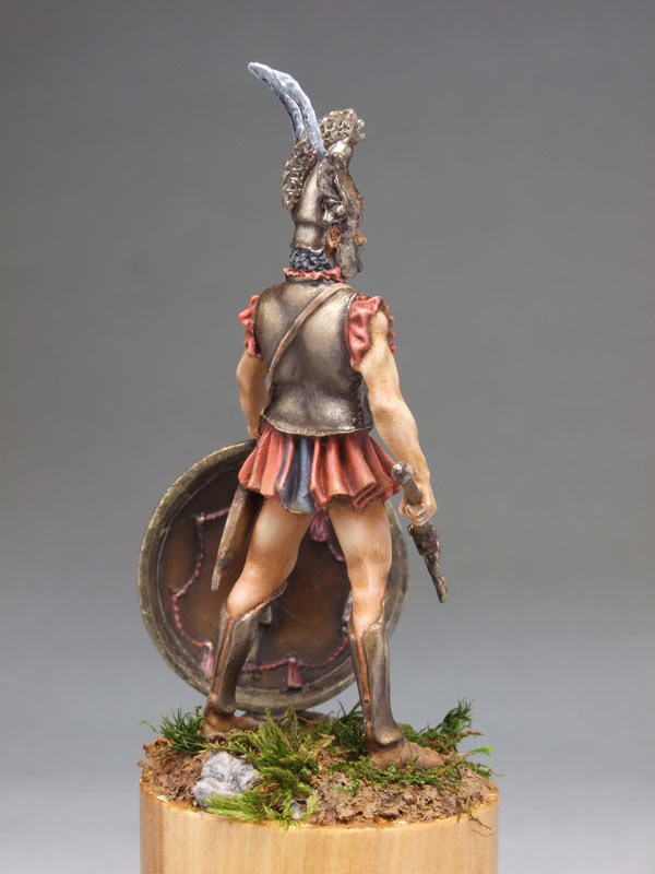Figures: Apulian chieftain, 4th cent. B.C., photo #6