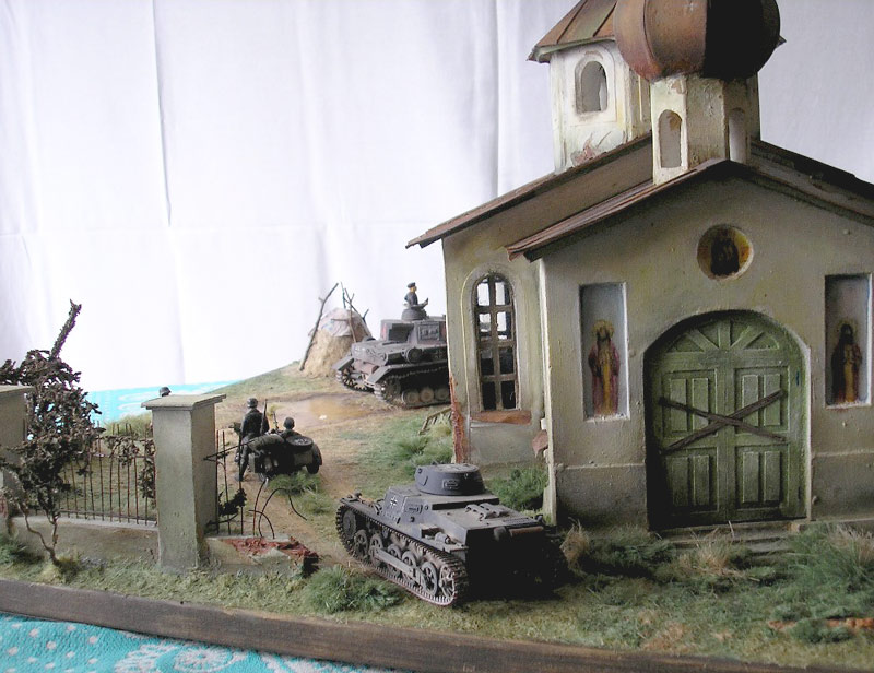 Dioramas and Vignettes: Henrich, Do You Have a Ticket?, photo #3