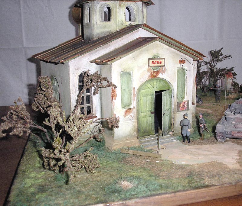 Dioramas and Vignettes: Henrich, Do You Have a Ticket?, photo #6