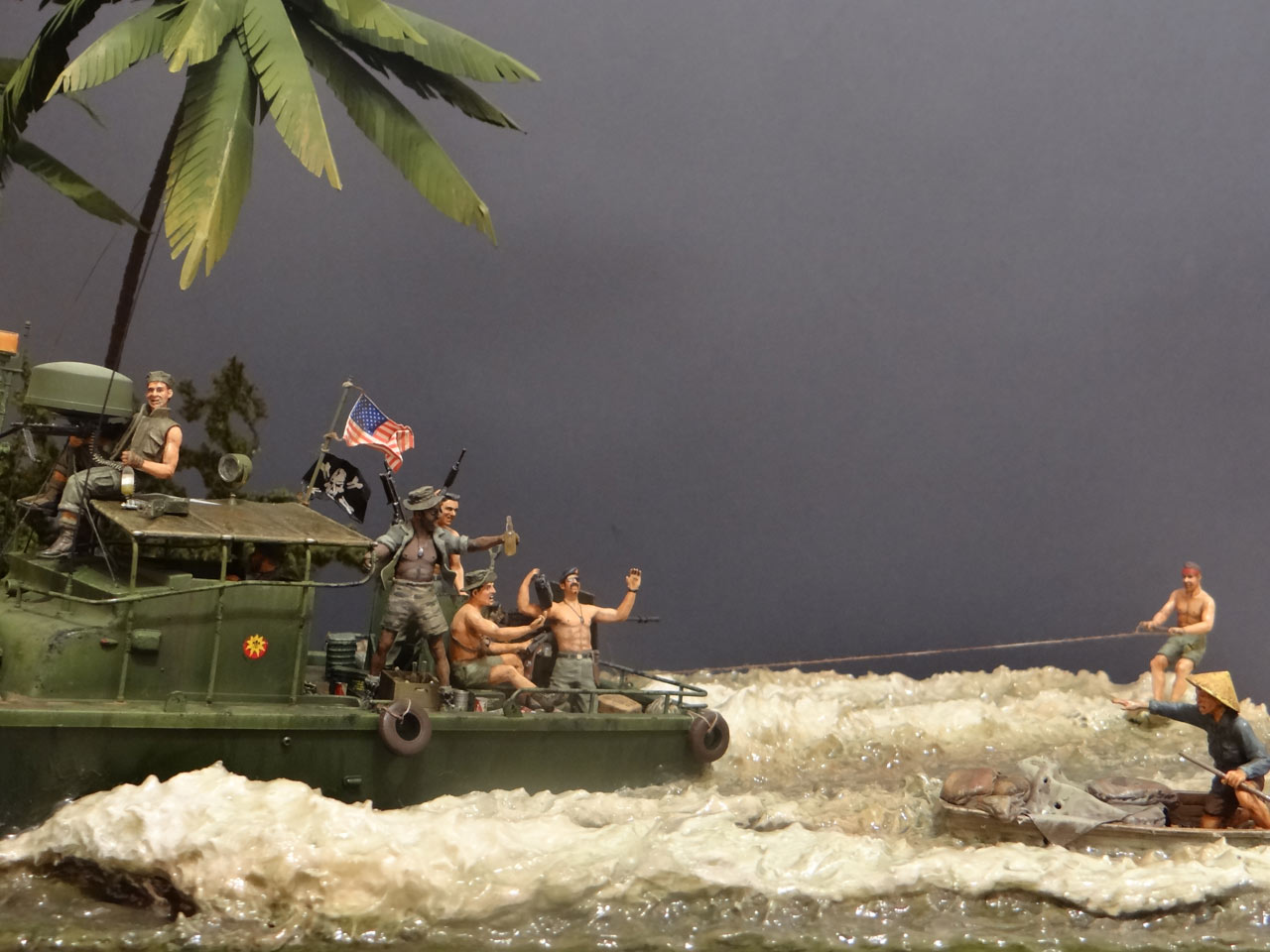 Dioramas and Vignettes: Catch the wave!, photo #5