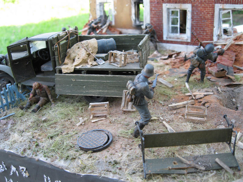 Dioramas and Vignettes: I'm the fortress! I'm fighting and waiting for reinforcement!, photo #28