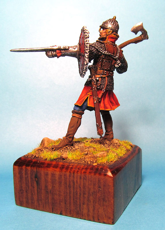 Figures: Russian warrior with tarch shield, photo #2