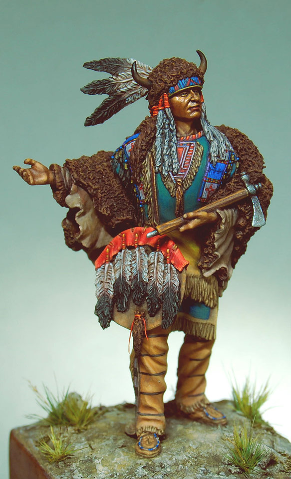 Figures: The Chief, photo #6