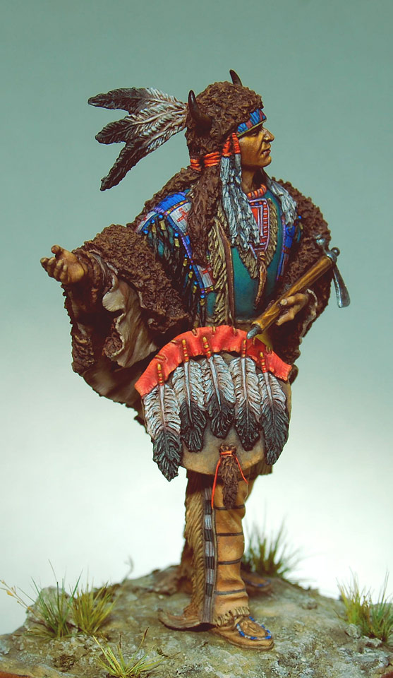 Figures: The Chief, photo #7