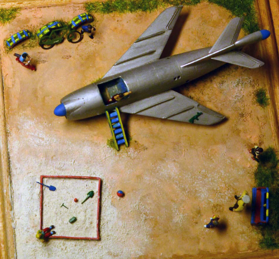 Диорамы и виньетки: Детский самолет (ракета КС-1 на детской площадке), фото #10