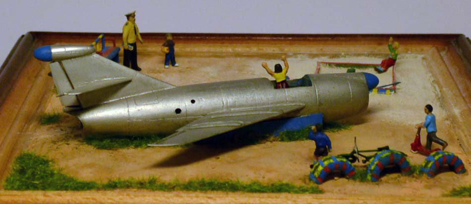 Диорамы и виньетки: Детский самолет (ракета КС-1 на детской площадке), фото #4