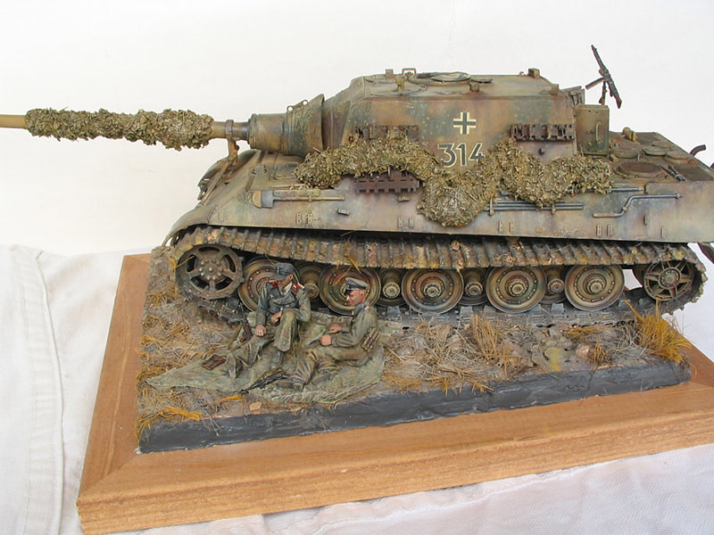 Dioramas and Vignettes: Tankers at Rest, photo #1