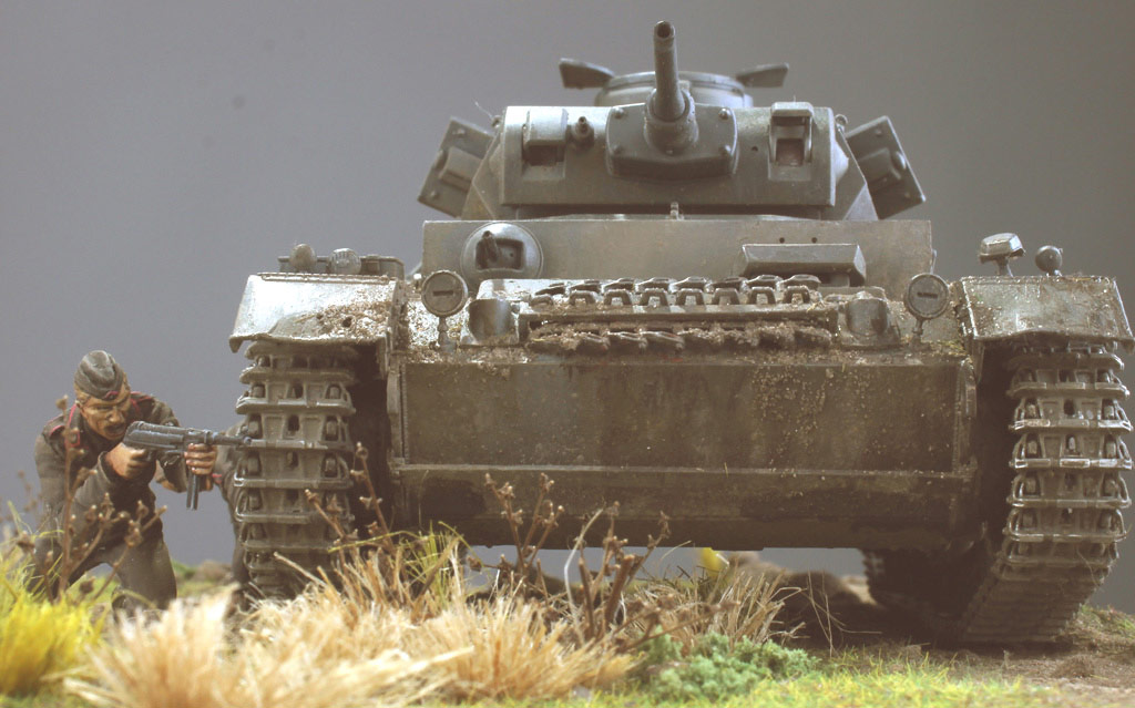 Dioramas and Vignettes: Evacuation from the knocked out Panzer, photo #2