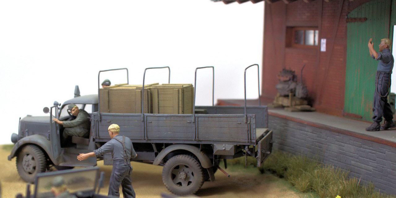 Dioramas and Vignettes: The Unloading, photo #9