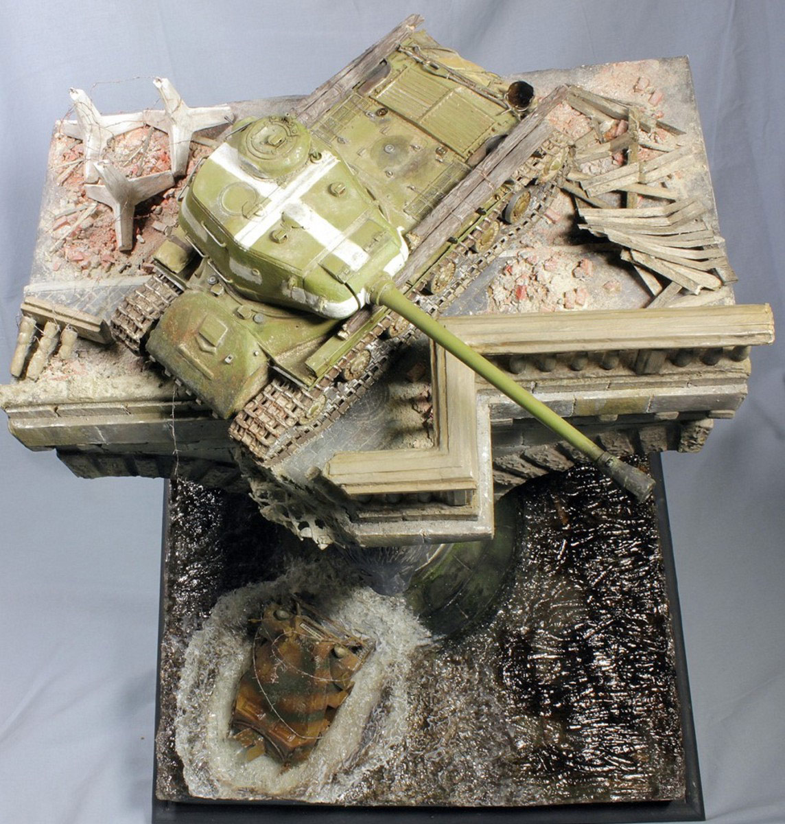 Dioramas and Vignettes: Tanks over Spree, photo #12