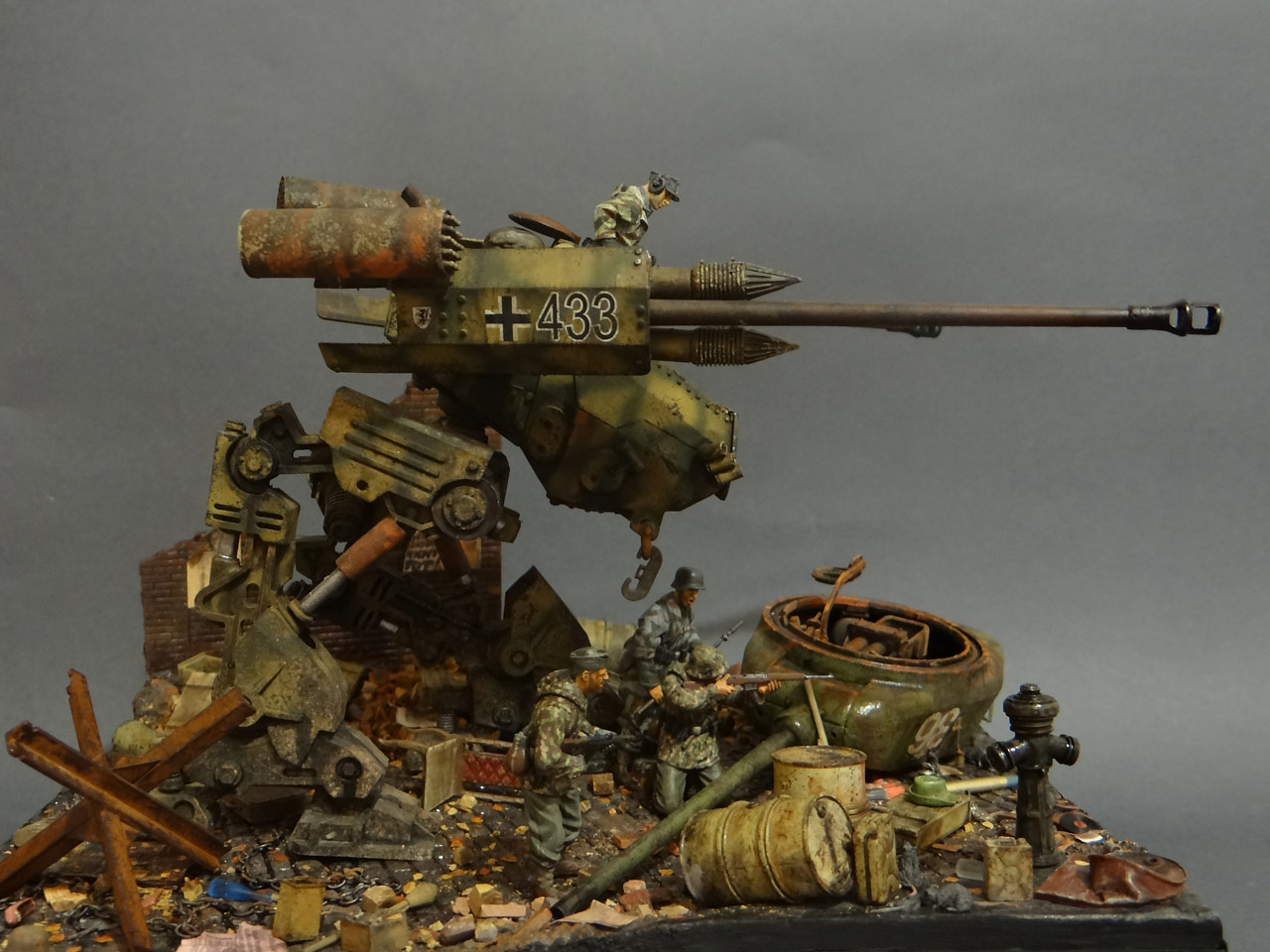 Dioramas and Vignettes: Iron Hans, photo #3