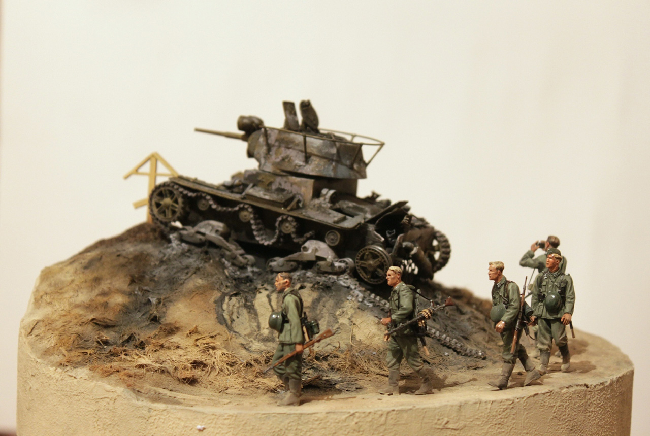 Dioramas and Vignettes: Mother, photo #6