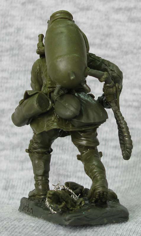 Sculpture: German flamethrower operator, WWI, photo #6