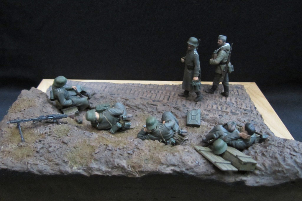 Dioramas and Vignettes: Sleeping on the roadside, photo #4